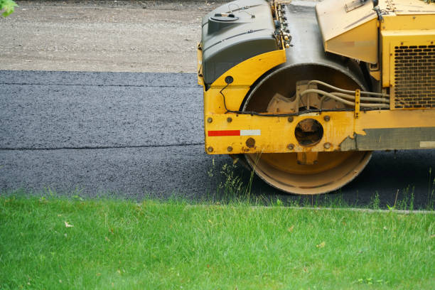 Best Driveway Sealing  in Northgate, OH